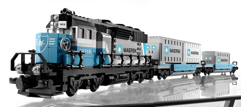 LEGO 10219 Maersk Train - ���� ����� ������