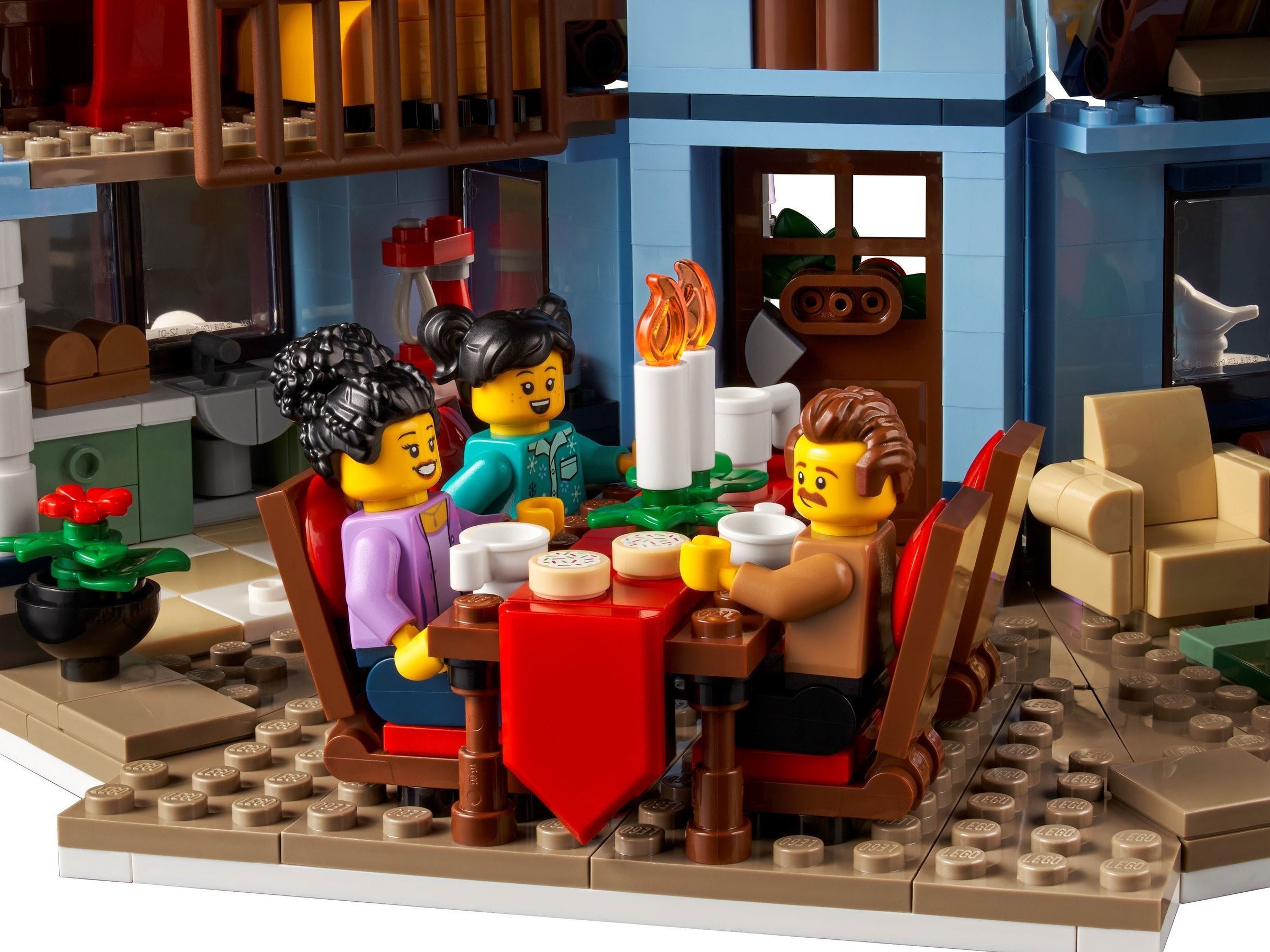 ����������� LEGO 10293 � �������� �����