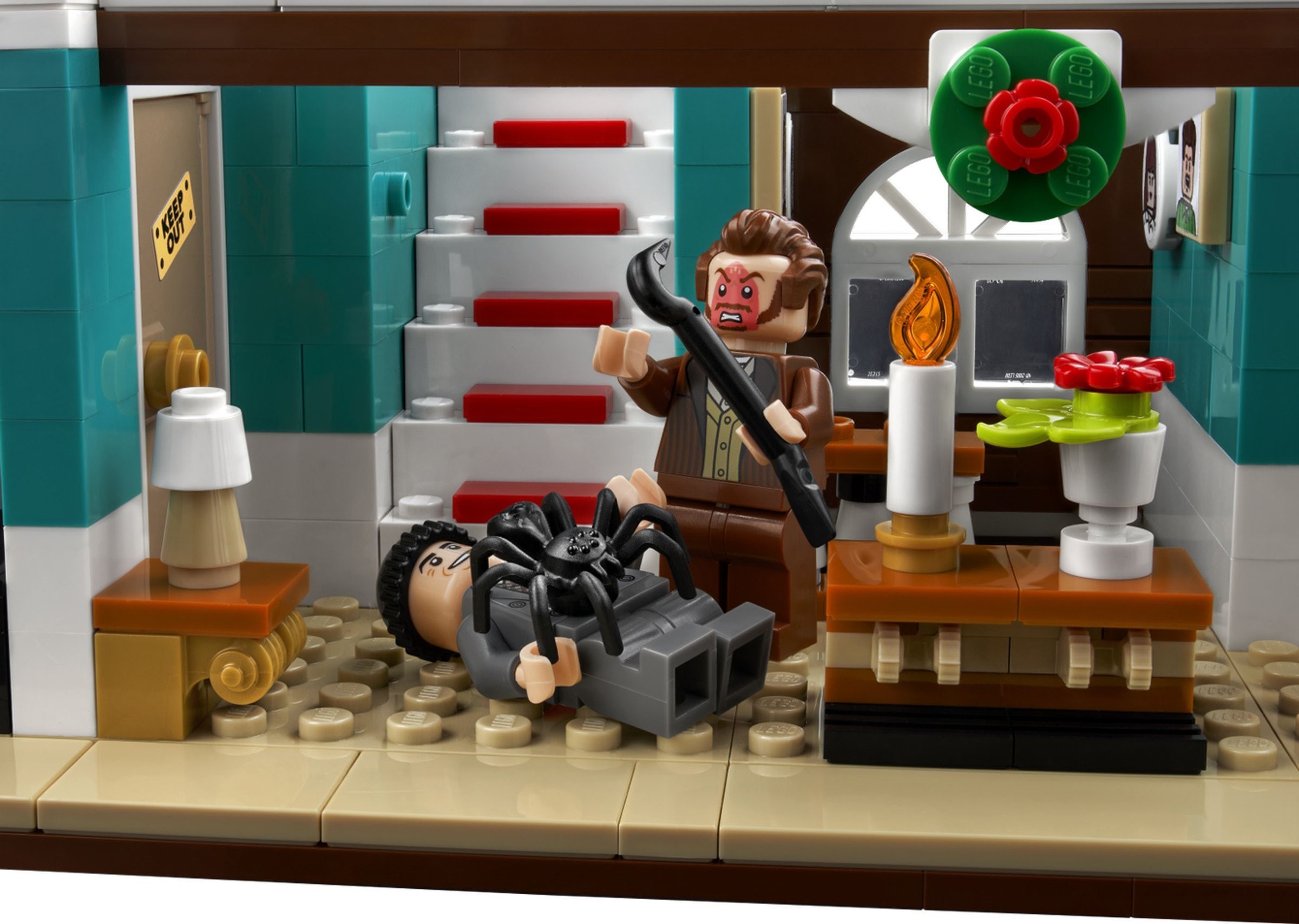 ����������� LEGO 21330 ���� ����