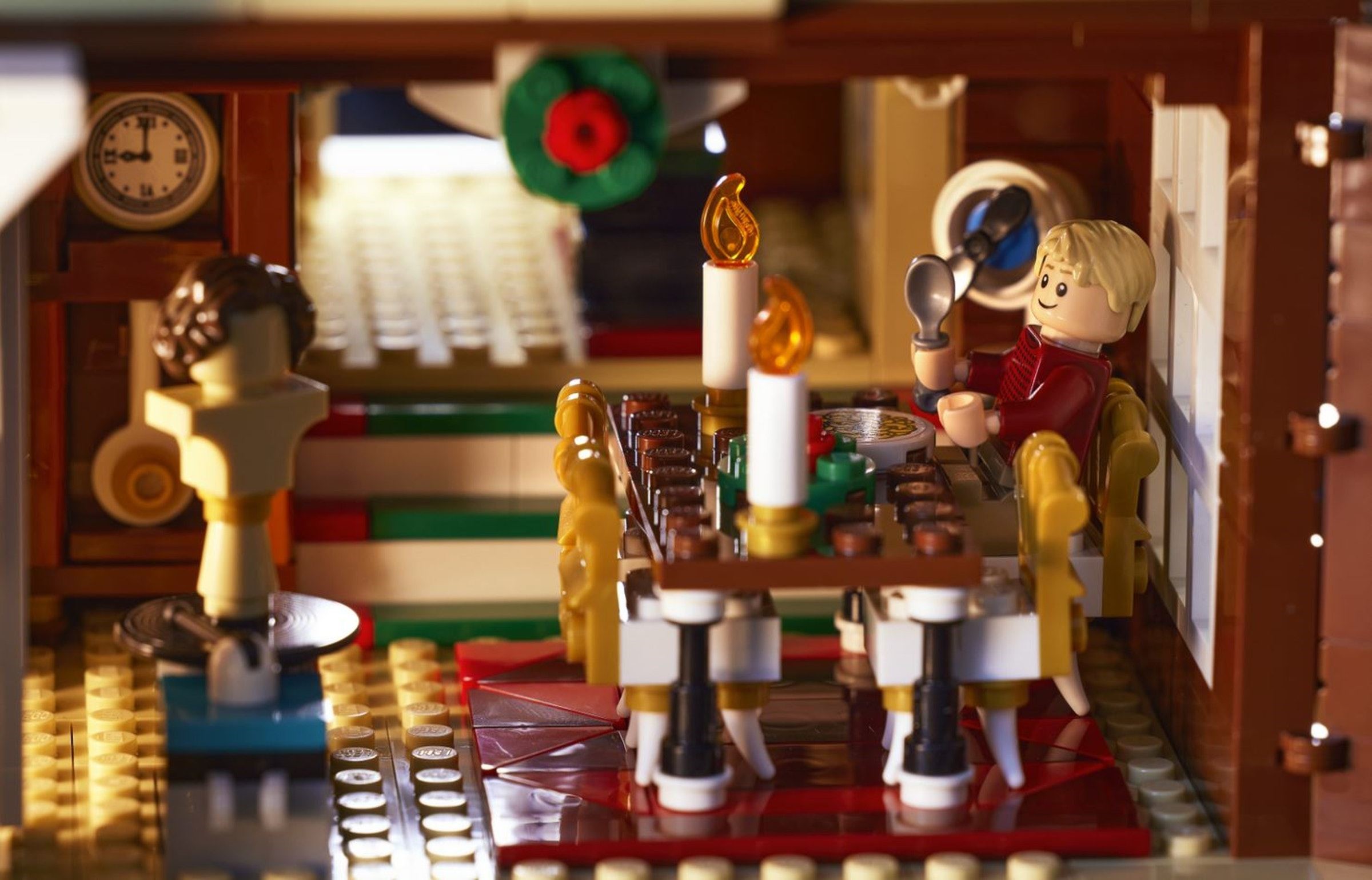 ����������� LEGO 21330 ���� ����