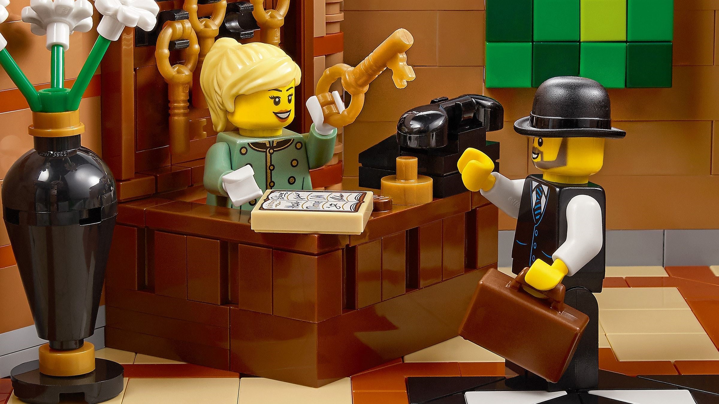 ����������� LEGO 10297 �����-�����