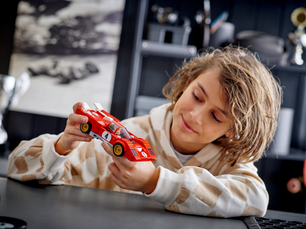 LEGO 76906 1970 Ferrari 512 M