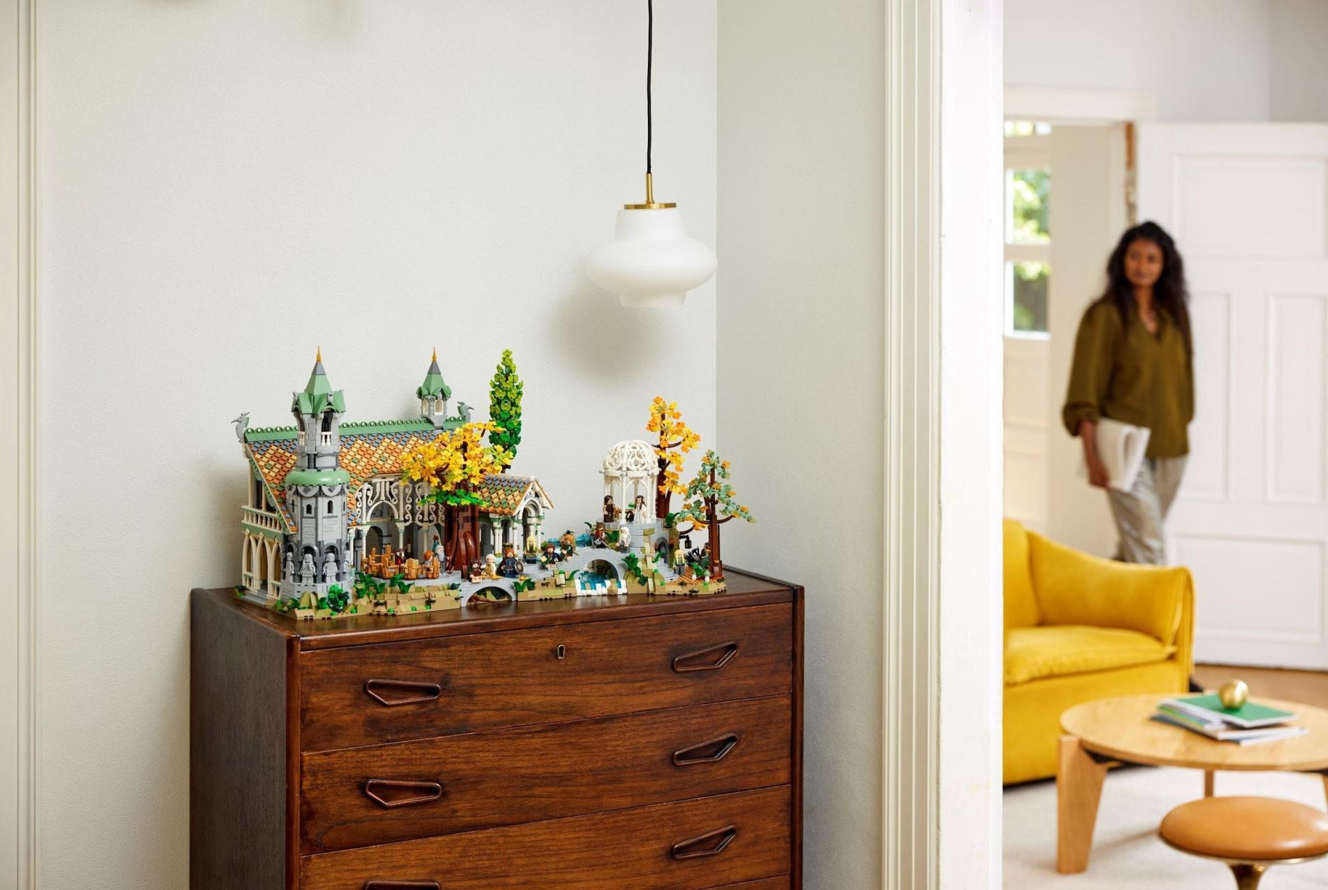 ����������� LEGO 10316 ��������� �����: ���������