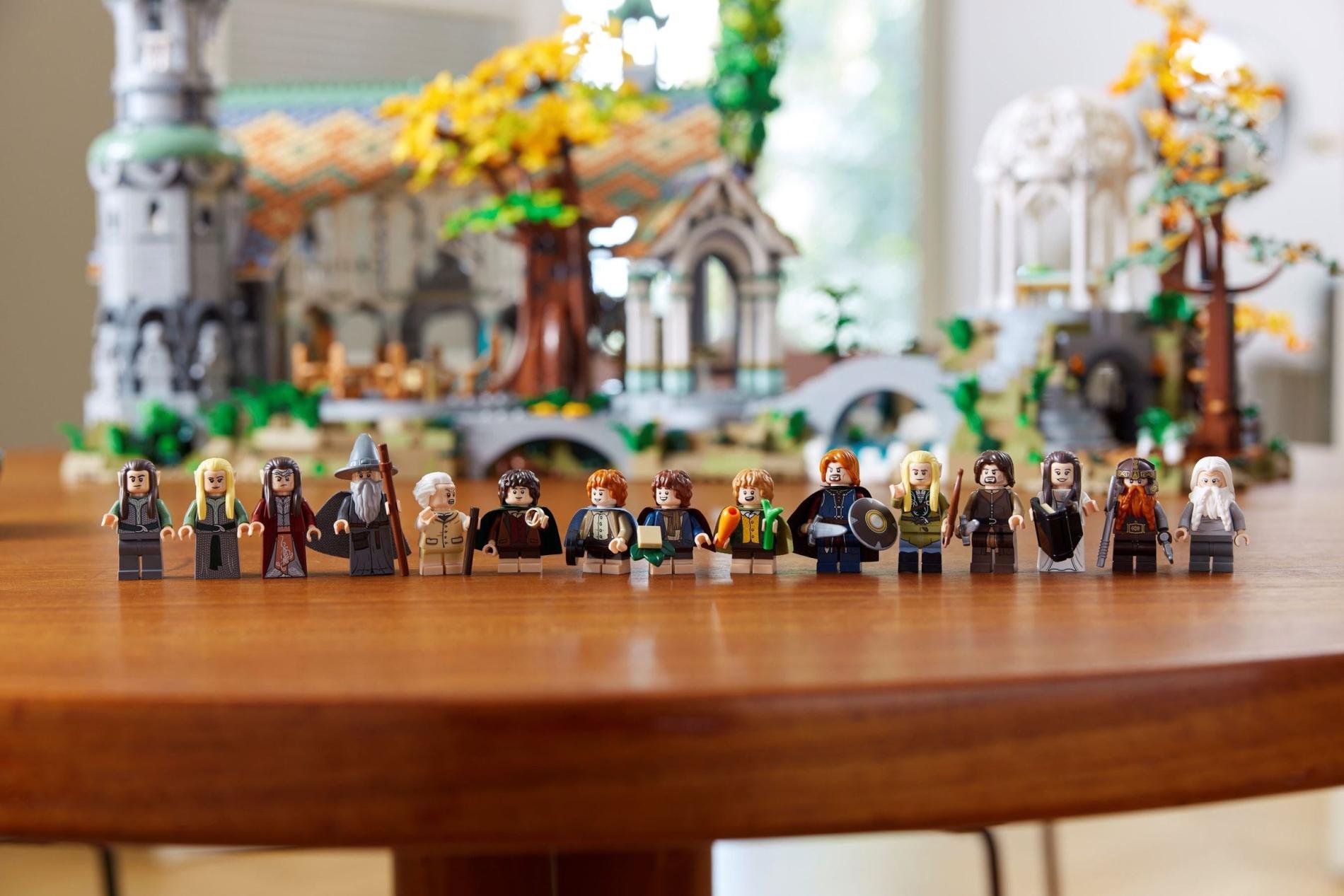 ����������� LEGO 10316 ��������� �����: ���������