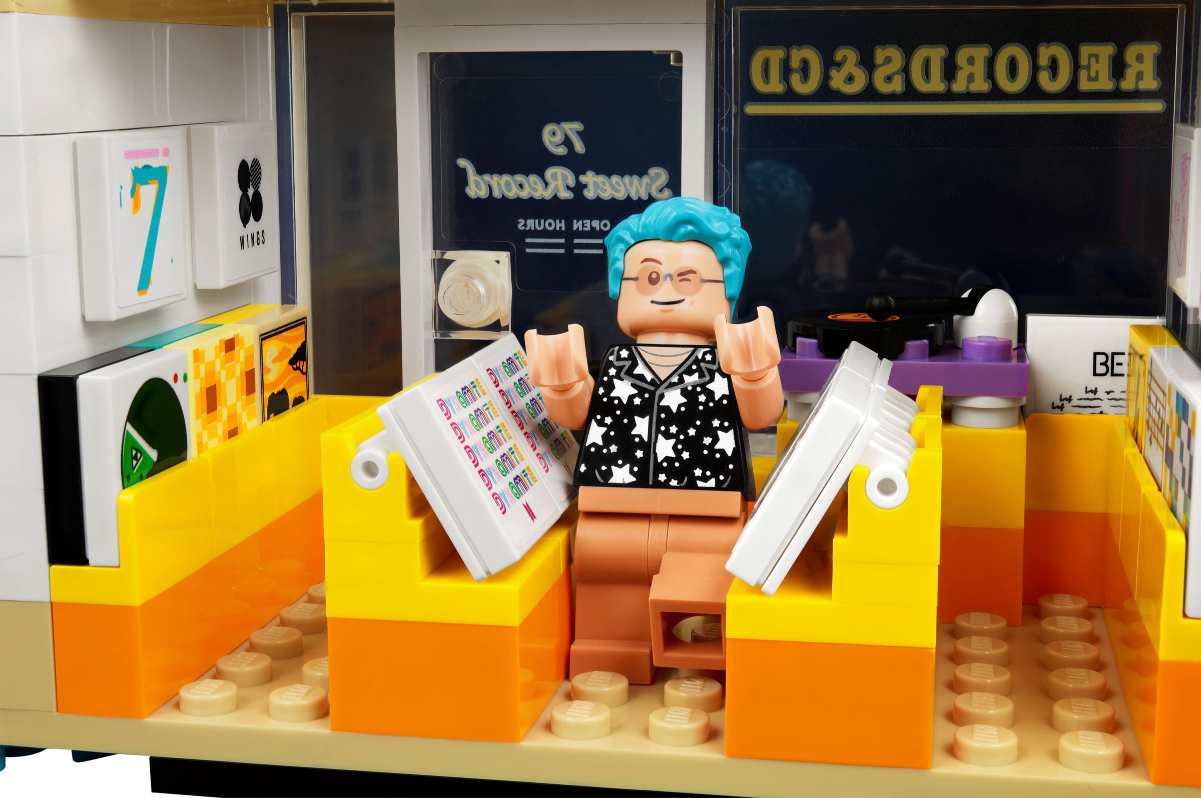 ����������� LEGO 21339 BTS �������