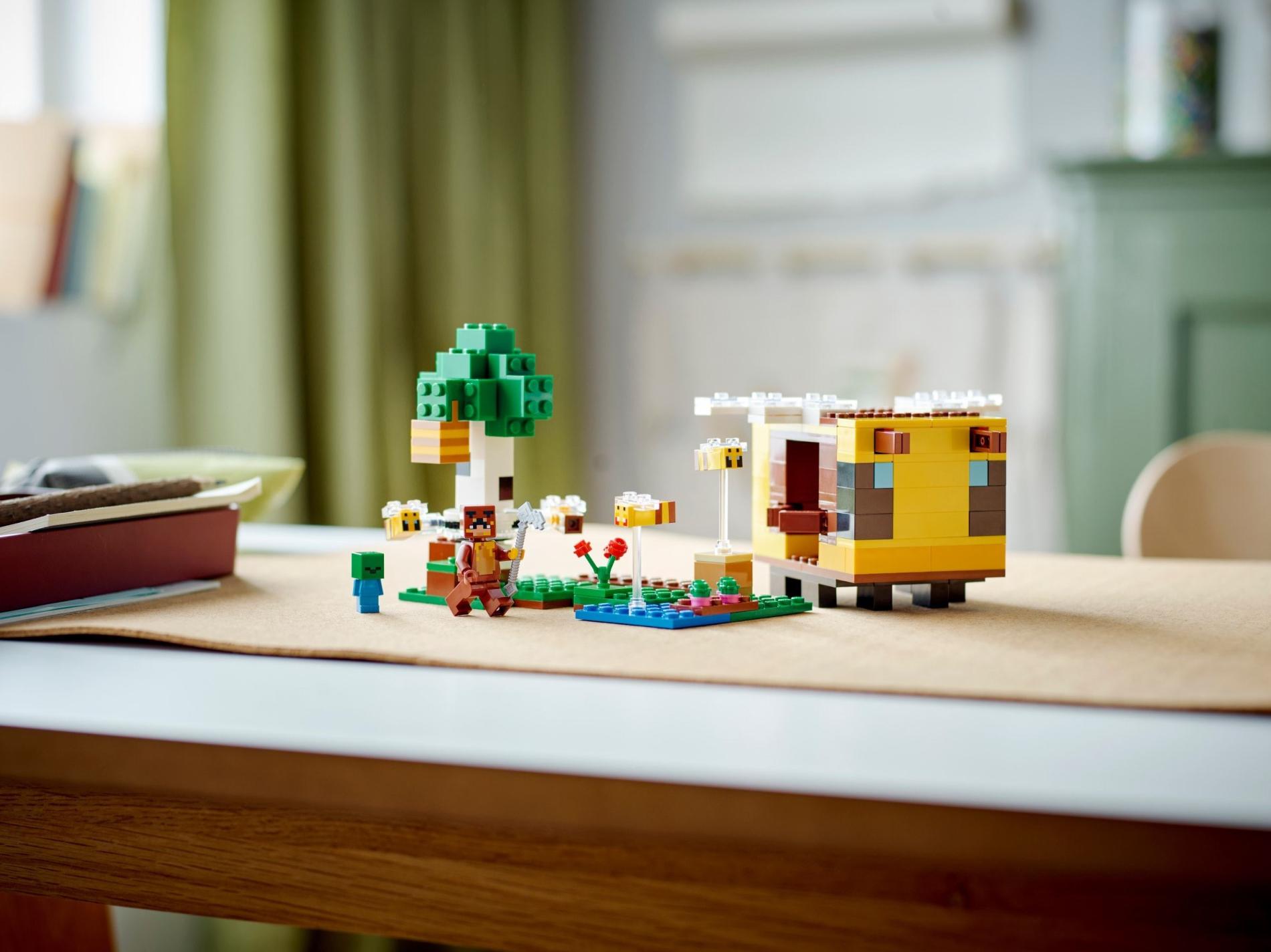 ����������� LEGO 21241 �������� �������