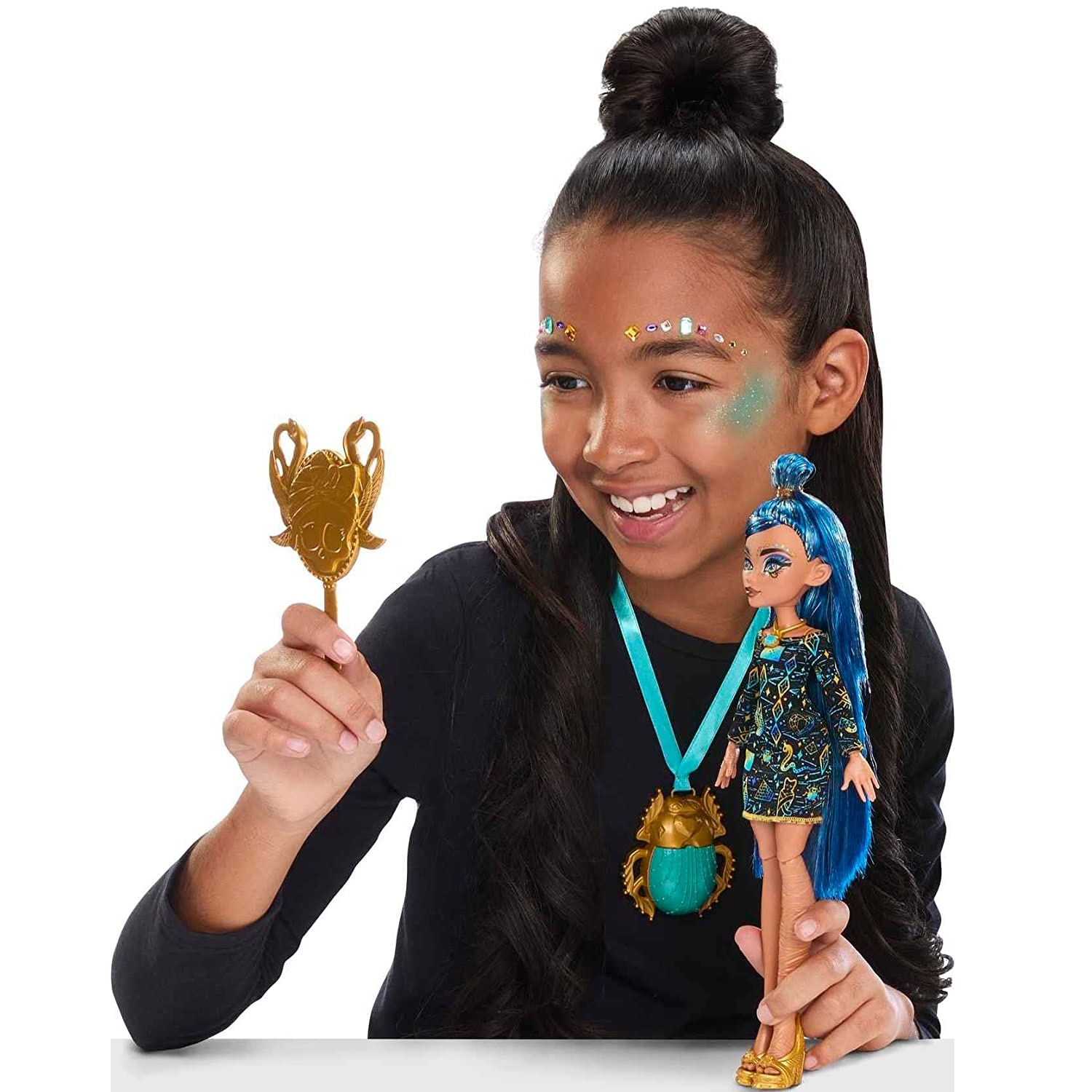 ����� ������ ��� ���� �� ��� ����� Golden Glam Case Monster High Cleo De Nile HNF72