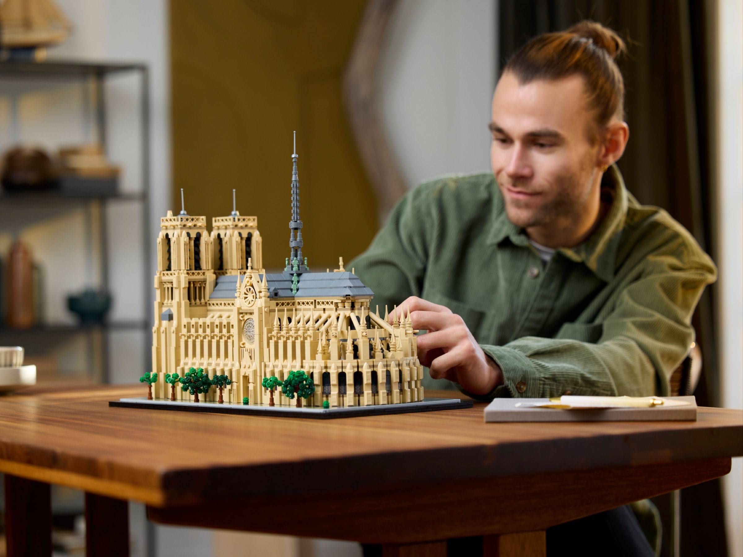 ����������� LEGO 21061 ����� ��������� ����������