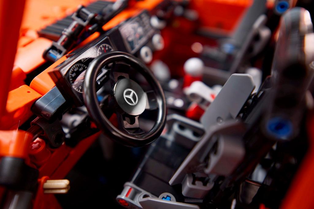 ����������� LEGO 42177 Mercedes-Benz G 500