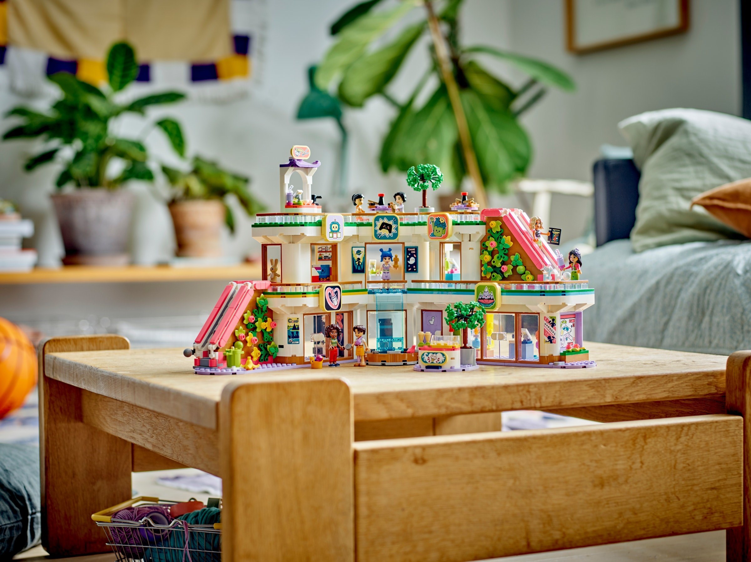 ����������� LEGO 42604 �������� ����� � ��������-����