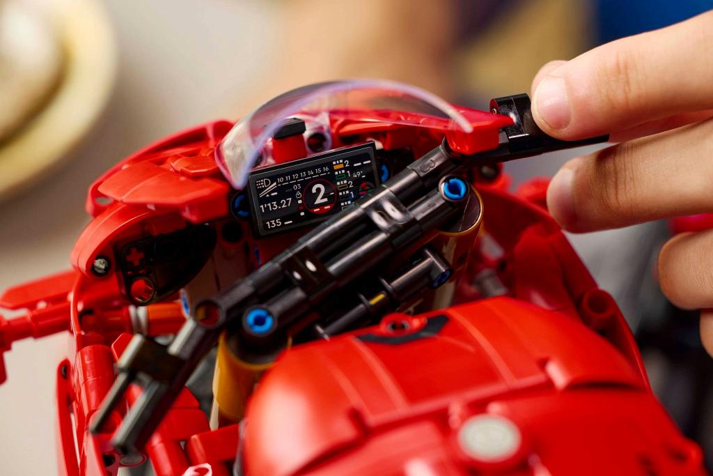 ����������� LEGO 42202 �������� Ducati Panigale V4 S, 1603 ������