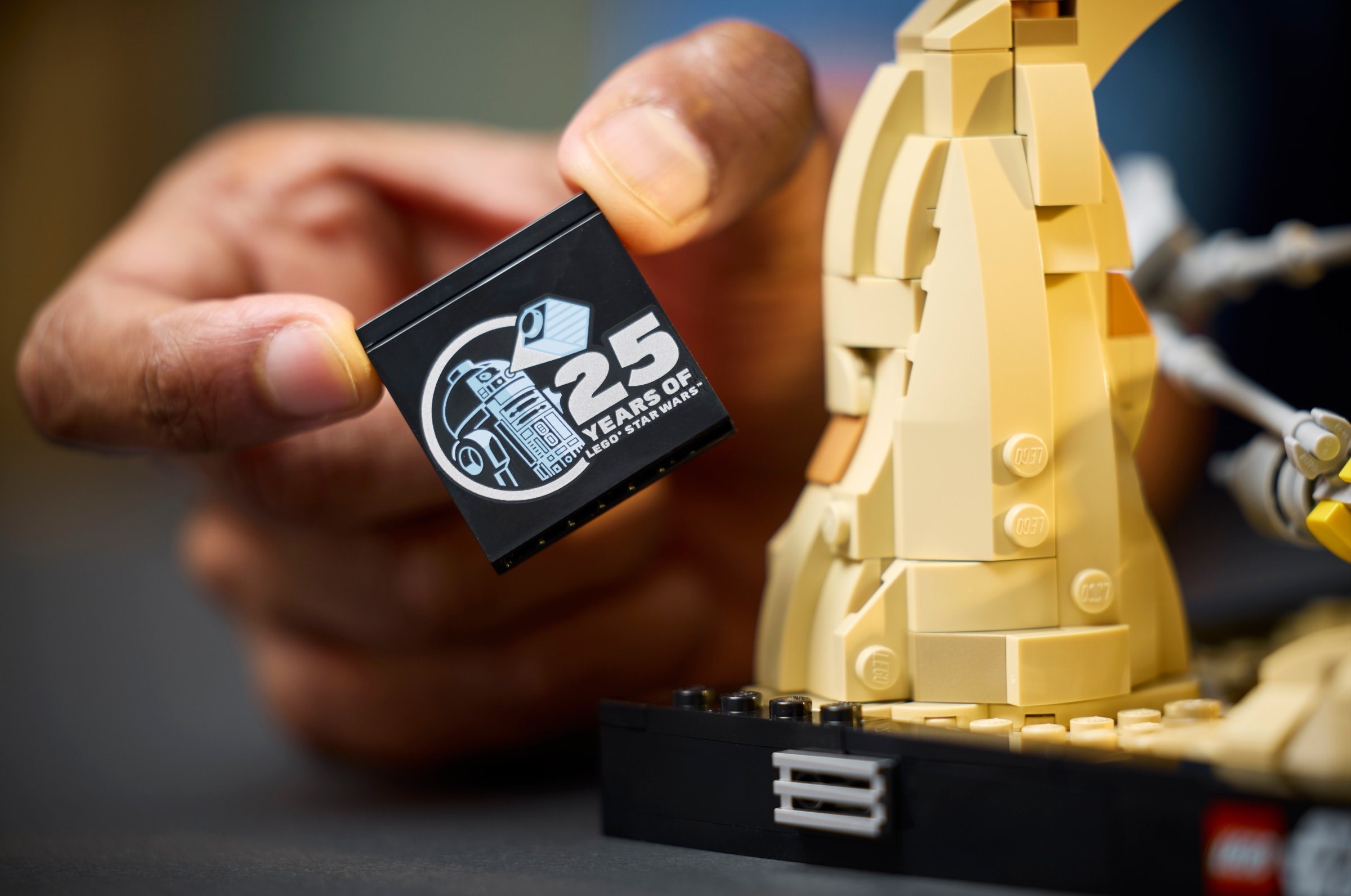 ����������� LEGO Star Wars 75380 ������� ����� �� ����� �� ��� ����