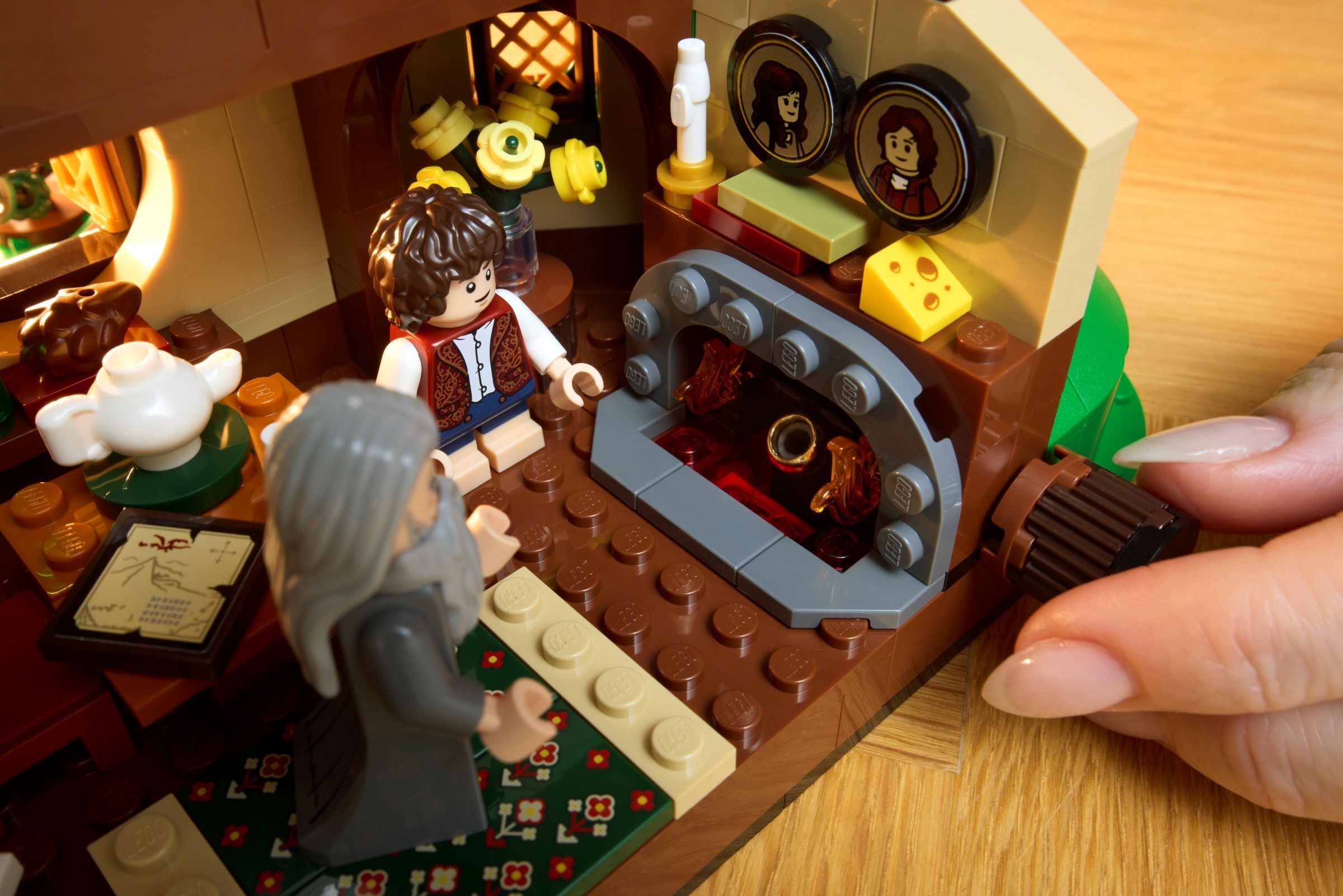 ����������� LEGO 10354 ��������� �����: ���