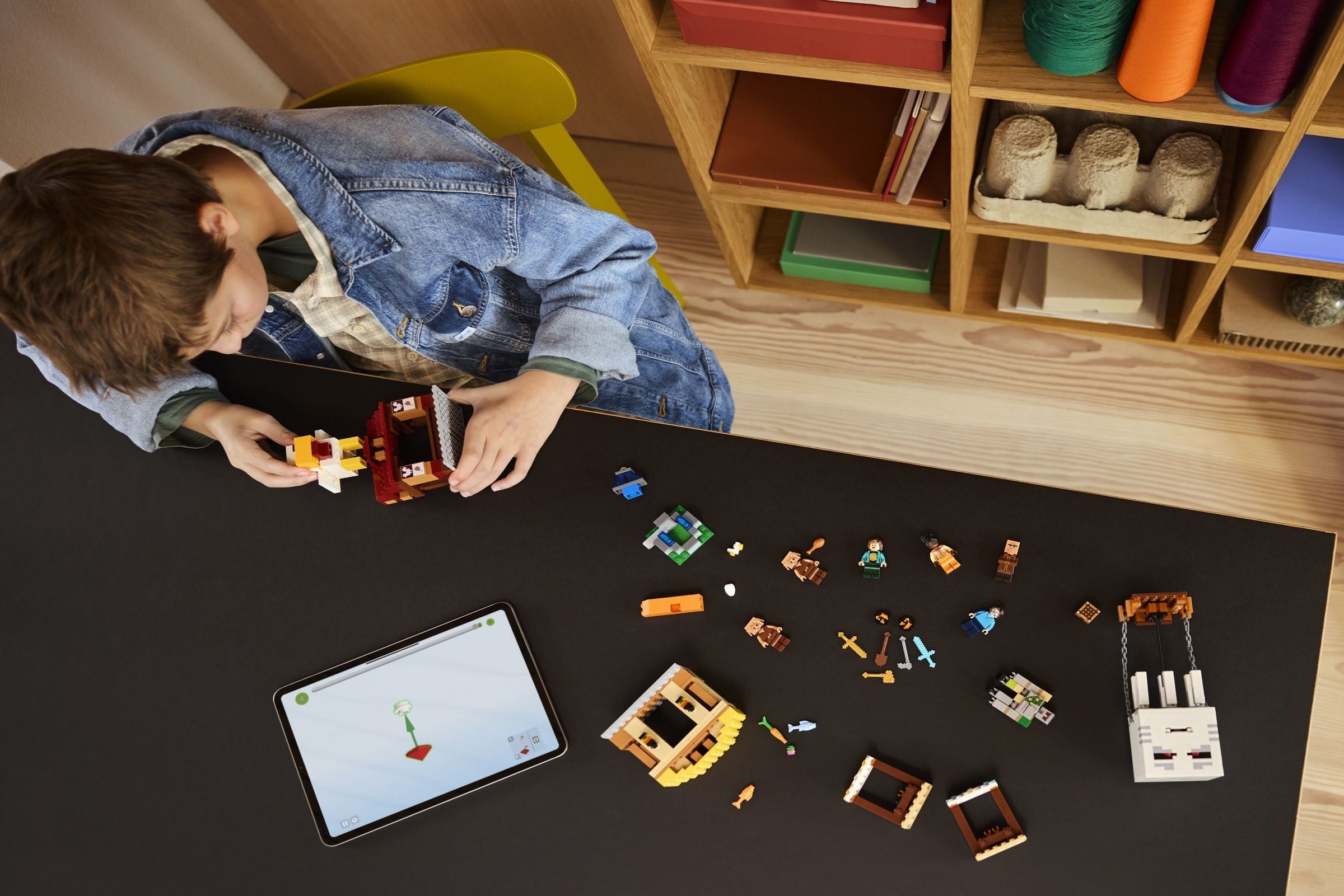 ����������� LEGO 21273 - ���� ��������� �� �������