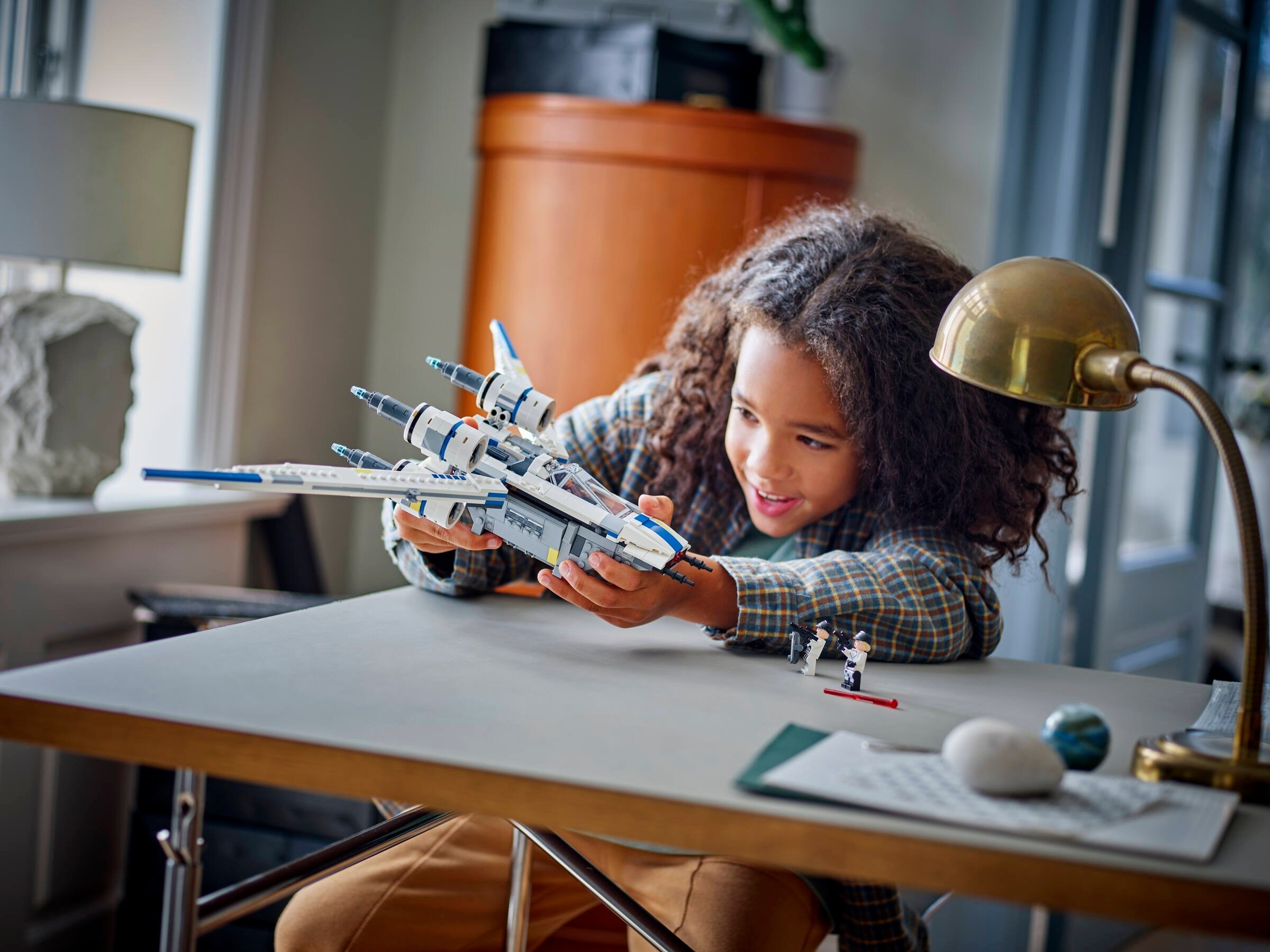 ����������� LEGO 75399 - ���� ����������� U-Wing ����������