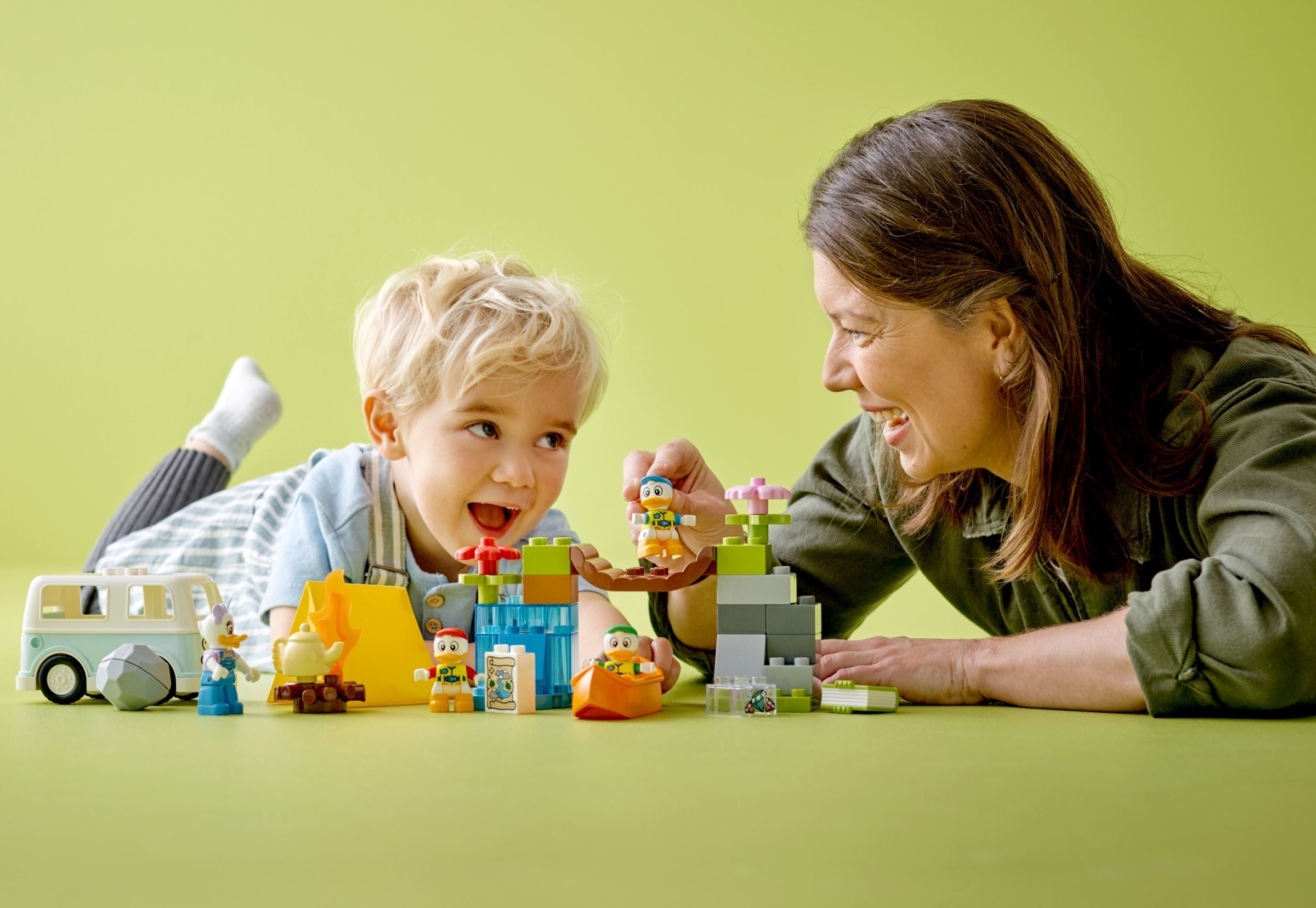 ����������� LEGO 10997 - ���� DUPLO ����������� � ������