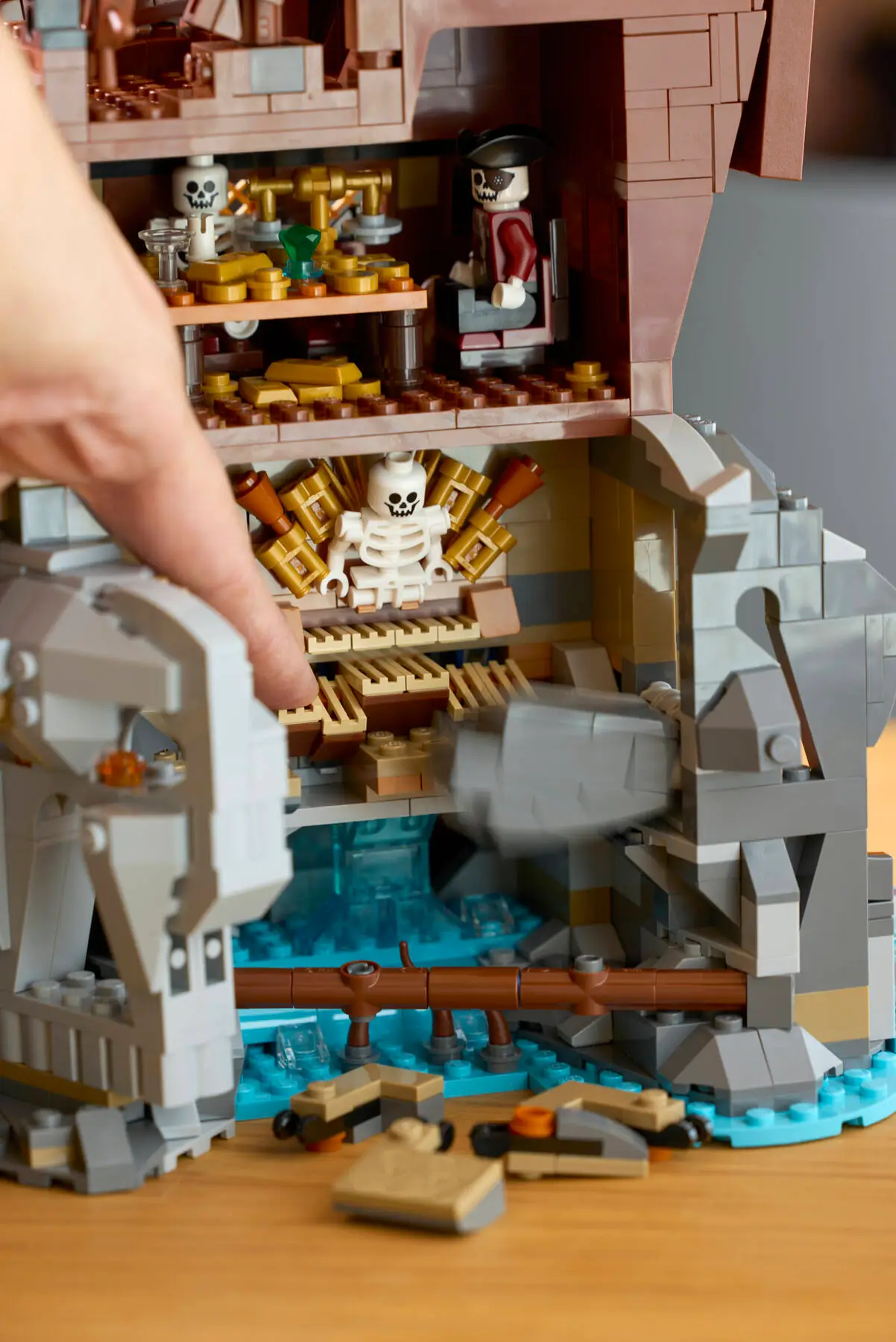 ����������� LEGO 21363 - ���� ����� �������