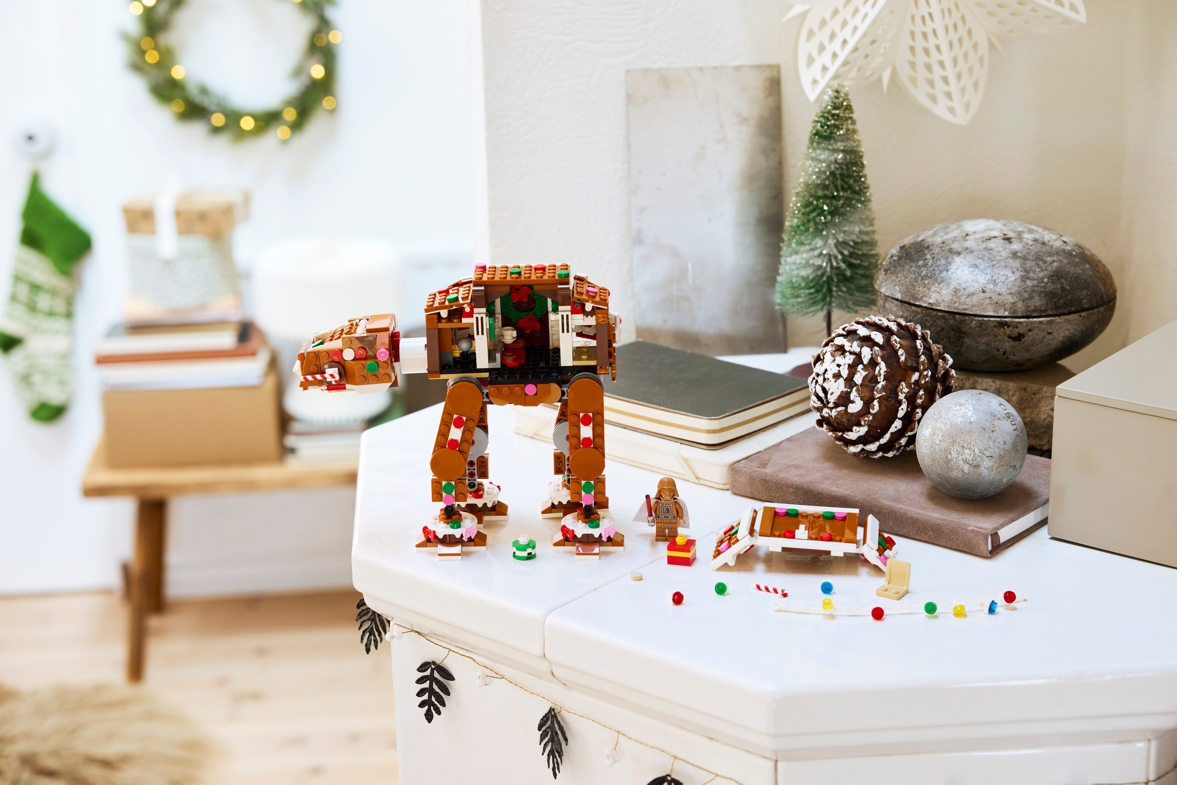 ����������� LEGO 40806 - ���� ��������� ����� ������� AT-AT