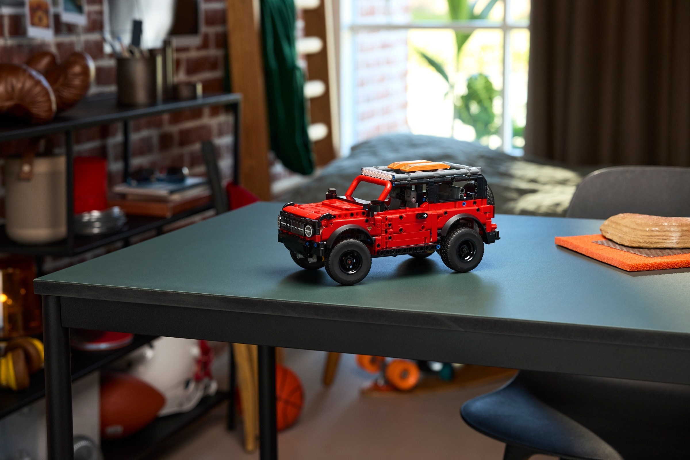 ����������� LEGO 42213 - ���� ���� ������