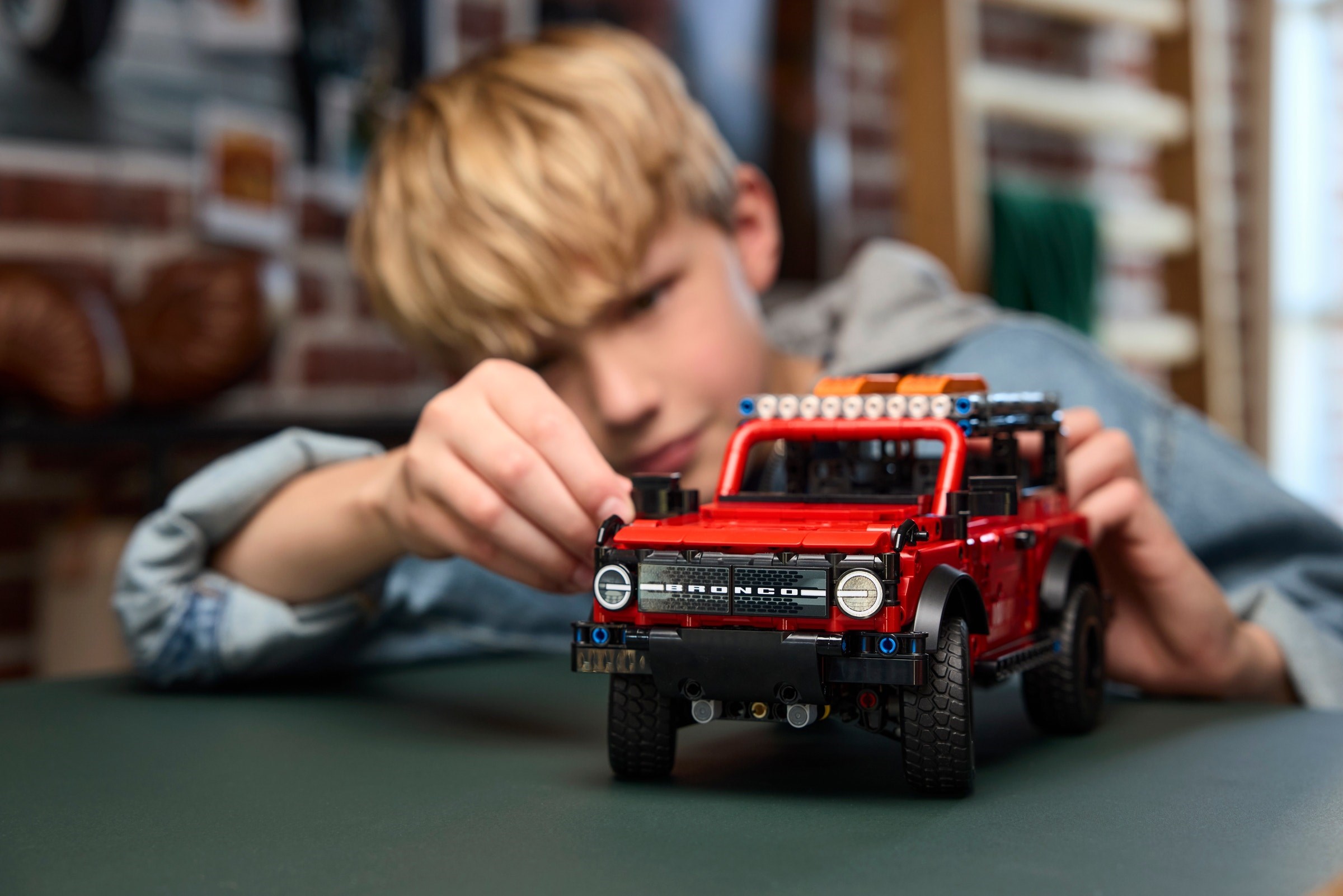 ����������� LEGO 42213 - ���� ���� ������
