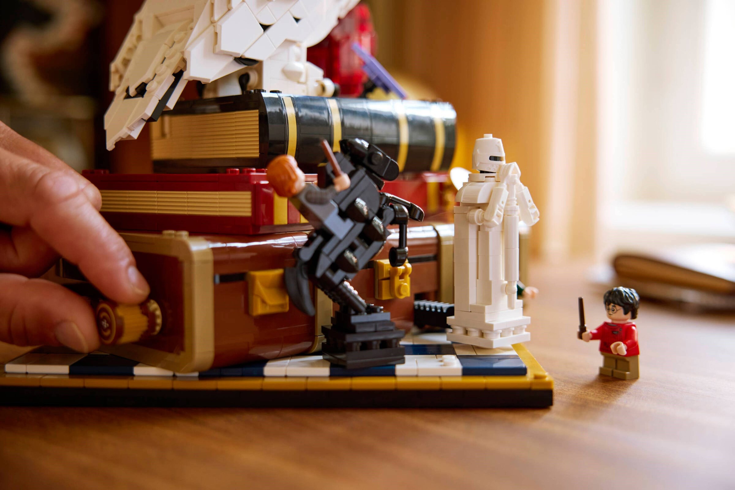����������� LEGO 76466 - ���� ����� ������ � ����������� ������