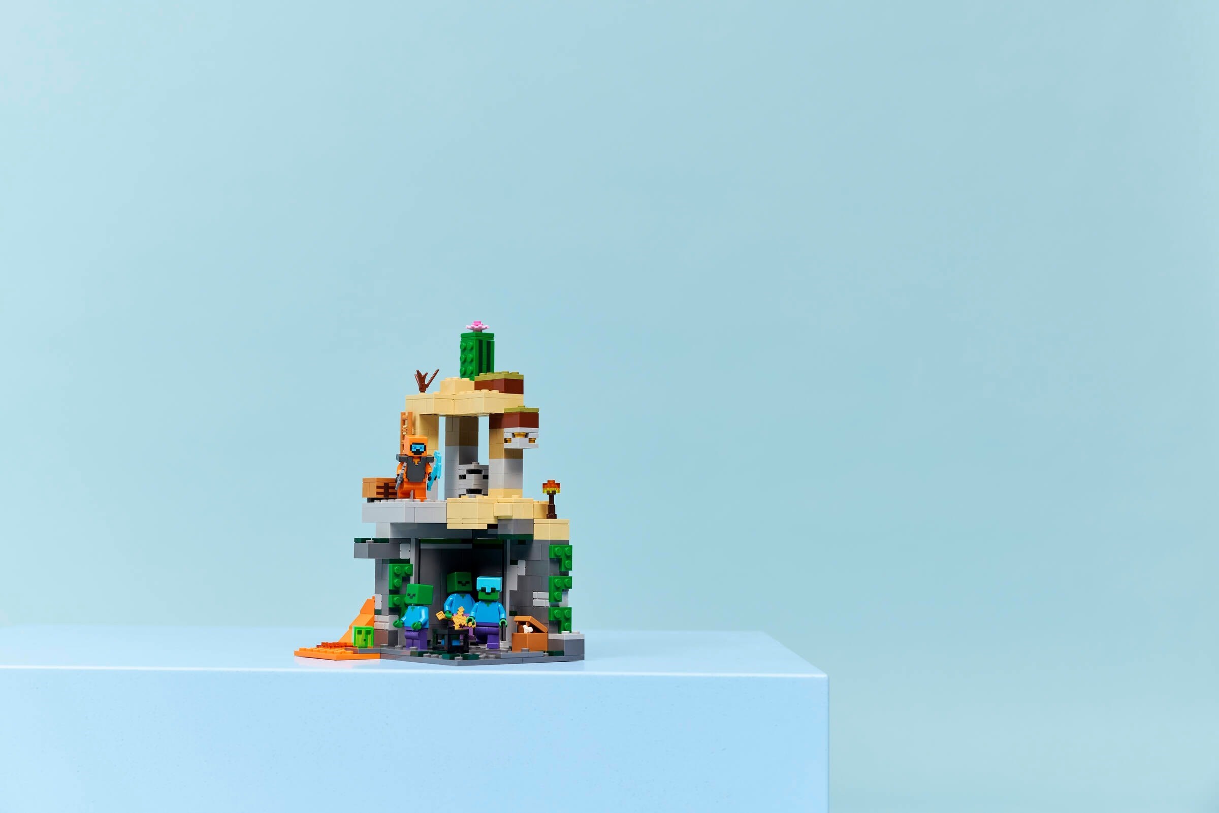 ����������� LEGO 21587 - ���� ���������� �����, 284 ������