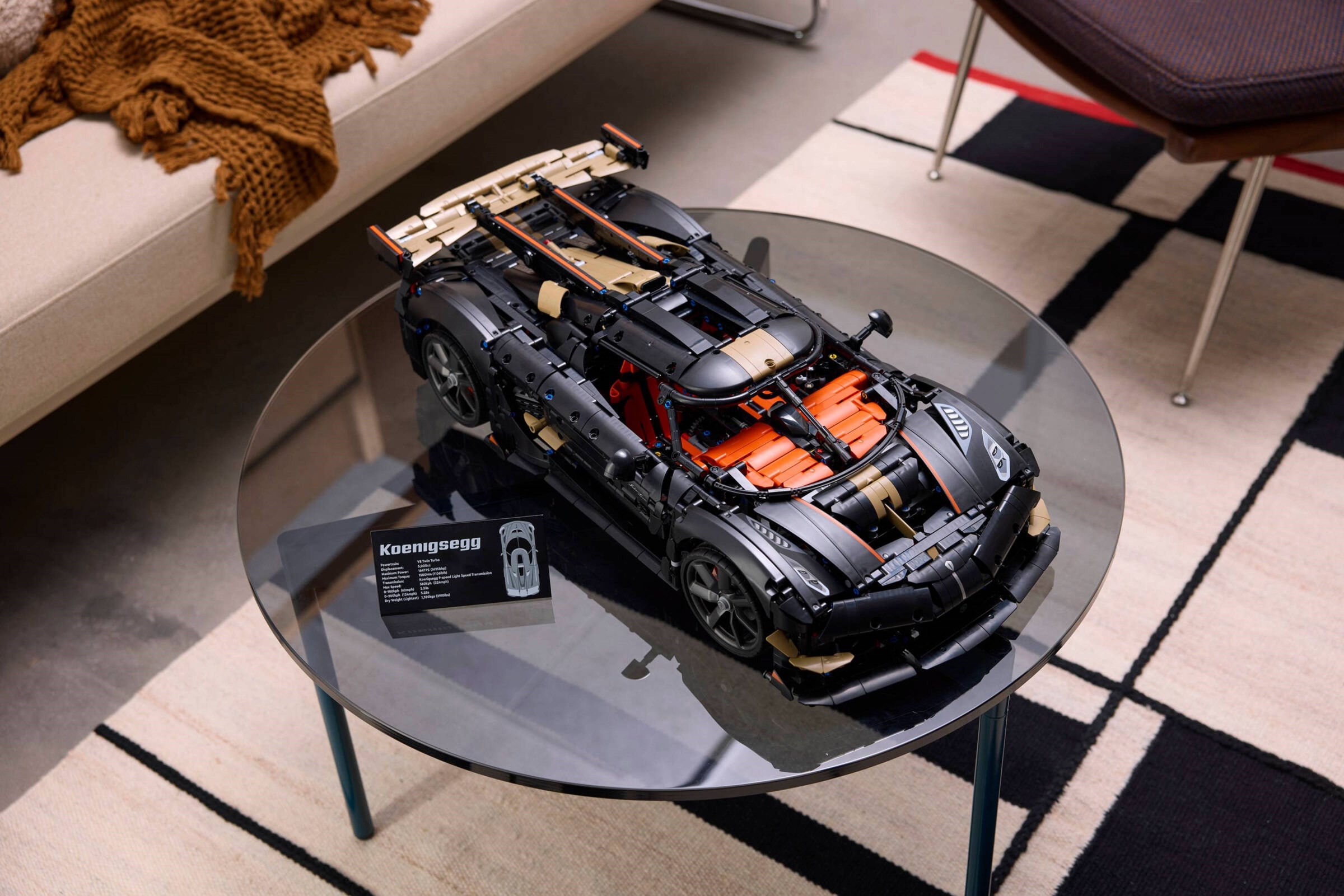 ����������� LEGO 42232 - ���� Koenigsegg ����� �������, 4104 ������