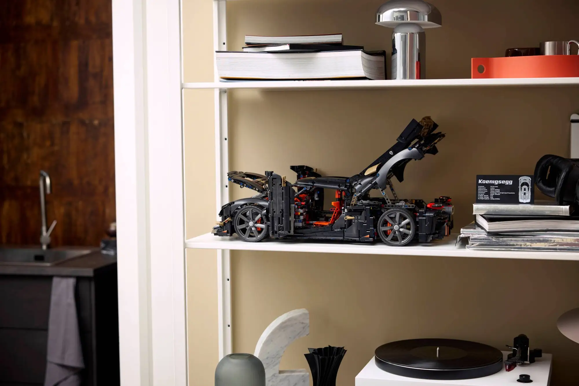 ����������� LEGO 42232 - ���� Koenigsegg ����� �������, 4104 ������
