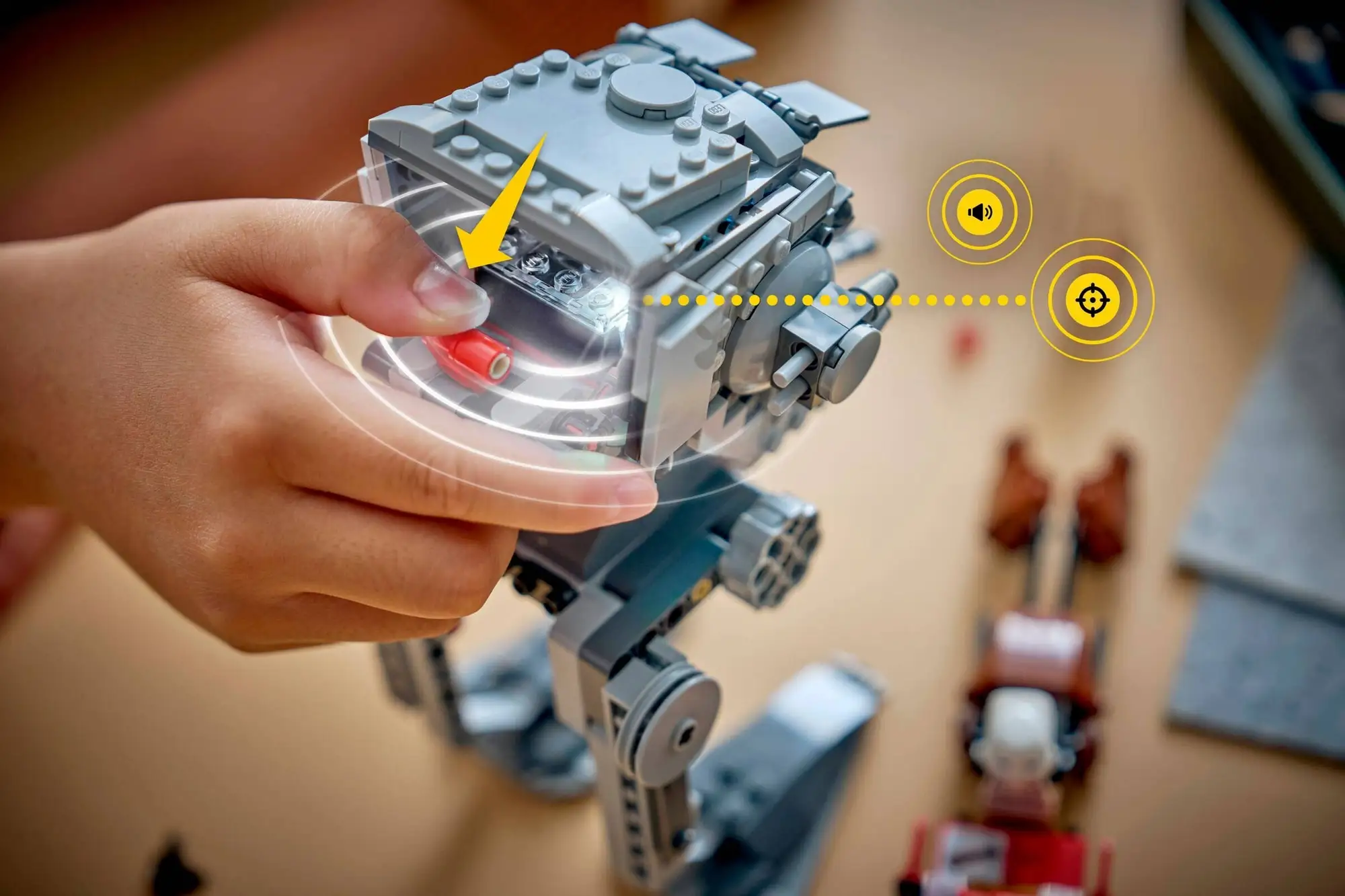 ����������� LEGO 75424 SMART Play - ���� ����� �������� AT-ST �� ������
