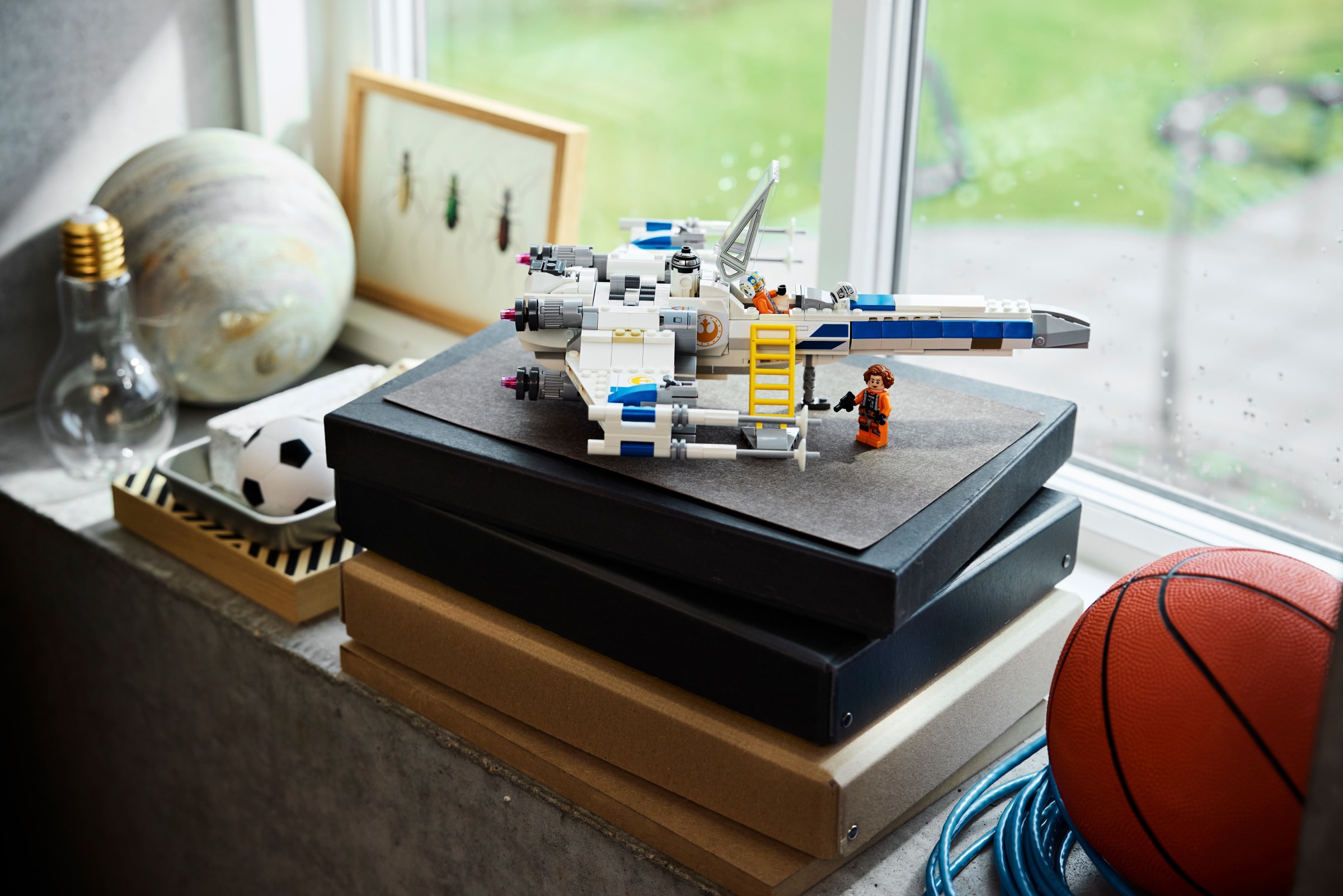 ����������� LEGO 75460 - ���� ����������� X-wing ����� ����������