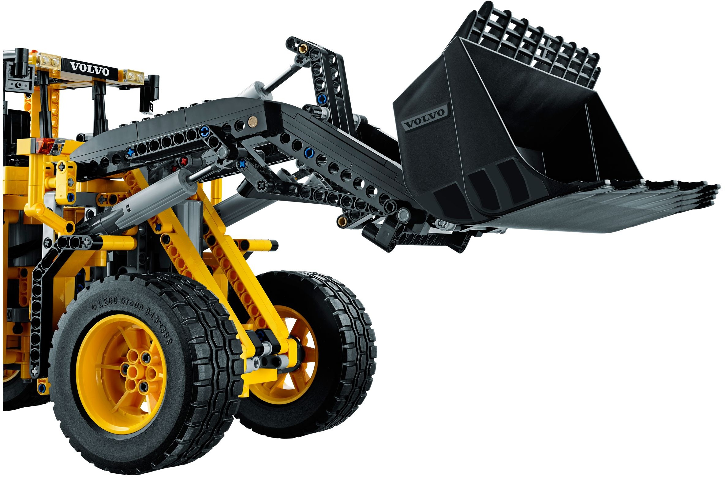 ����������� LEGO 42030 - ���� ������������� VOLVO L350F � ������������� �����������