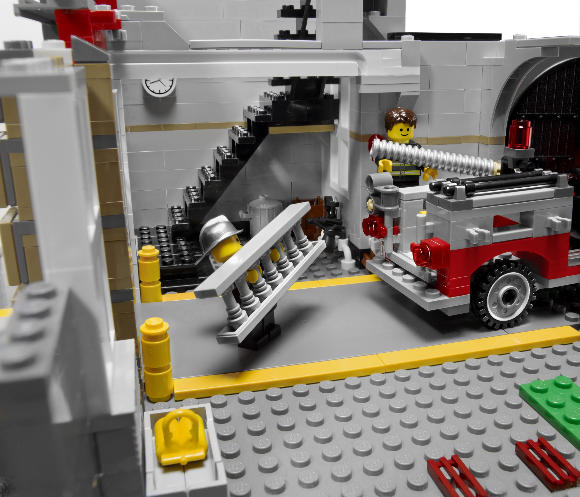 ����������� LEGO 10197 - ���� �������� �������, 2231 ������