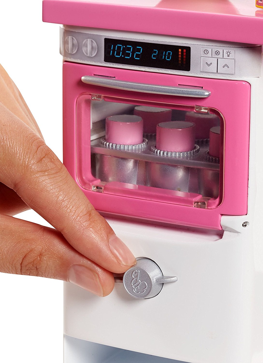 ������� ����� Barbie �������� ��������� (Barbie  Bakery Chef Doll and Playset) FHP57, Mattel