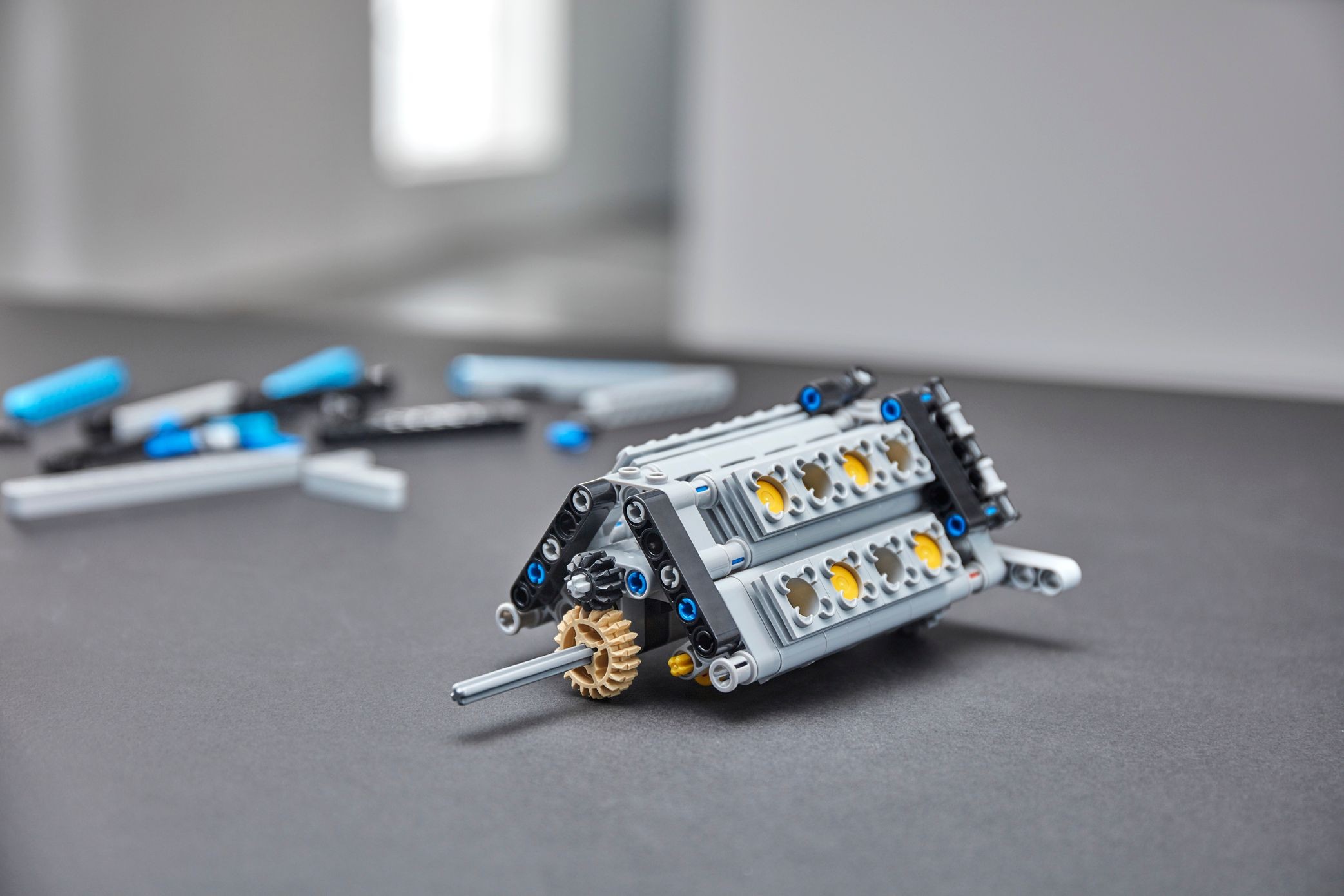 LEGO 42083 Bugatti Chiron - ���� ������� �����