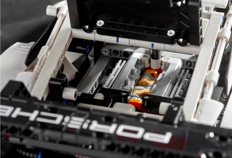 LEGO Technic 42096 ����� 911 RSR 