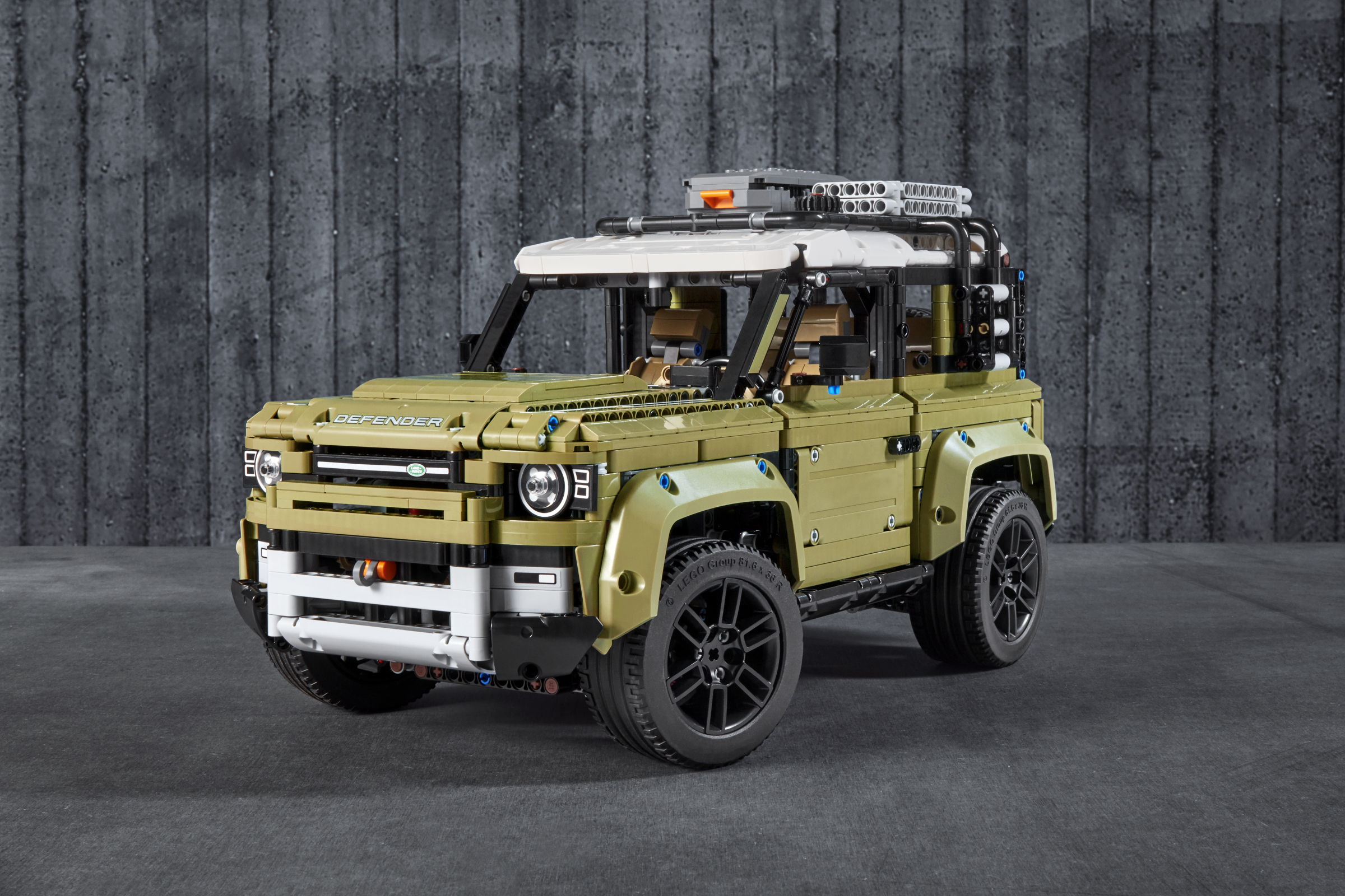 LEGO 42110 Land Rover Defender - ���� ���� ����� ��������