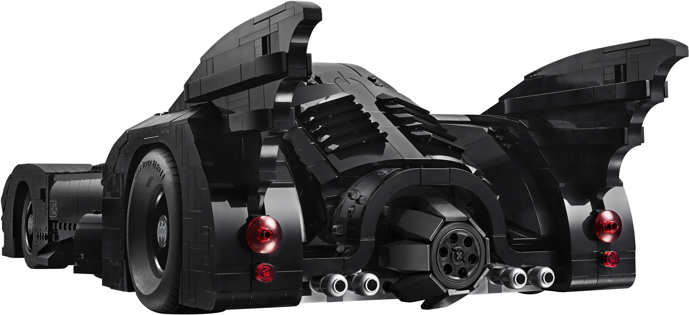����������� LEGO DC Super Heroes 76139 1989 Batmobile