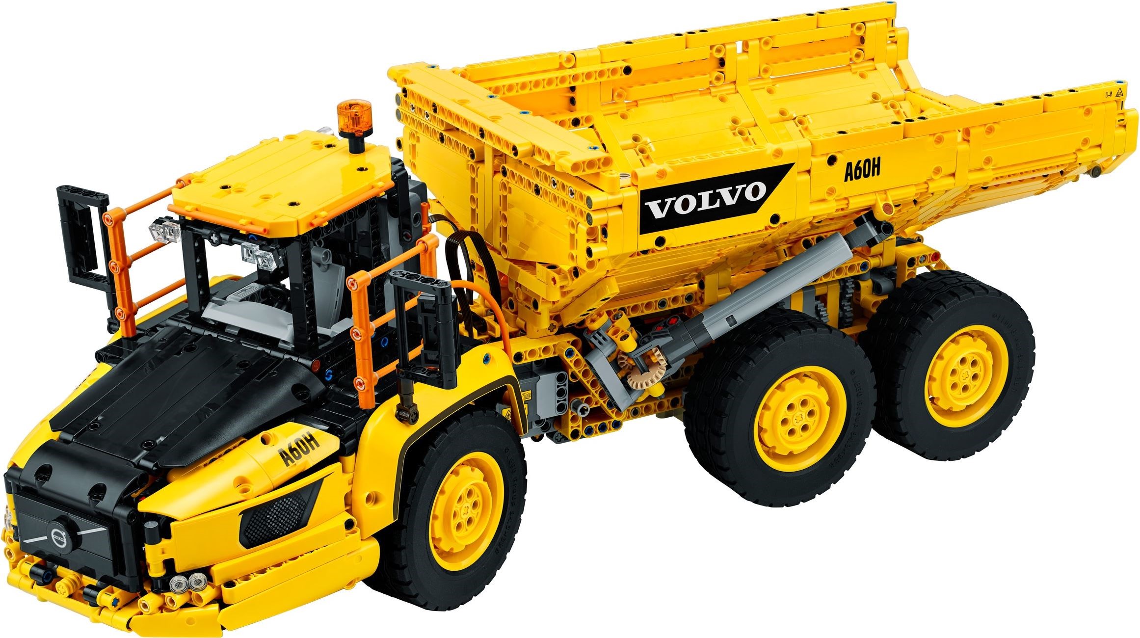 ����������� LEGO 42114 - ���� Technic �������� Volvo 6*6